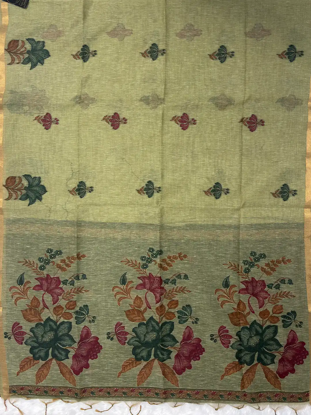 Green Handloom Saree for Women | Beautiful Floral Traditional Style Sarees - Image 4