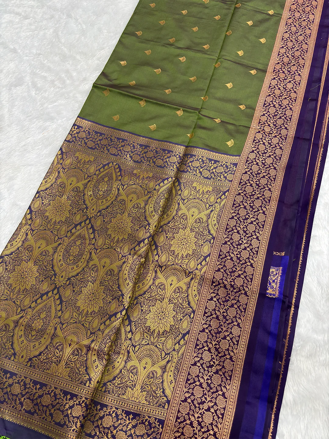 Shruti Salem Silk Saree - Olive Green with Royal Blue Zari Border - Image 4