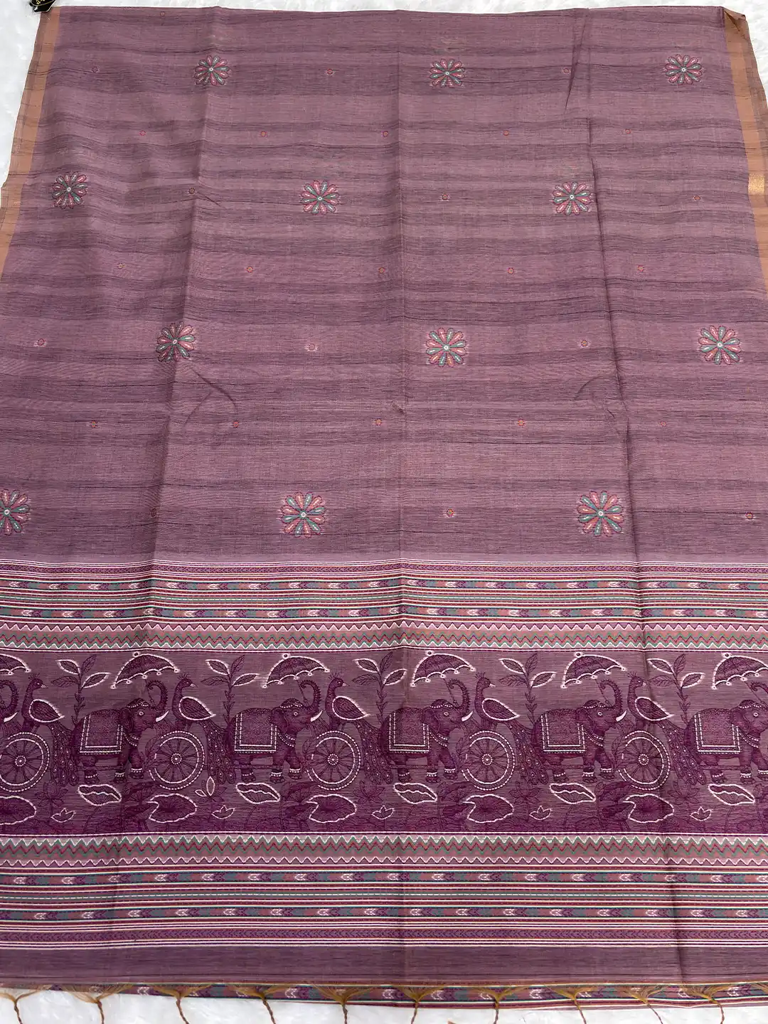 Purple Silk Handloom Saree for Women - Traditional Design Handloom Sarees - Image 4