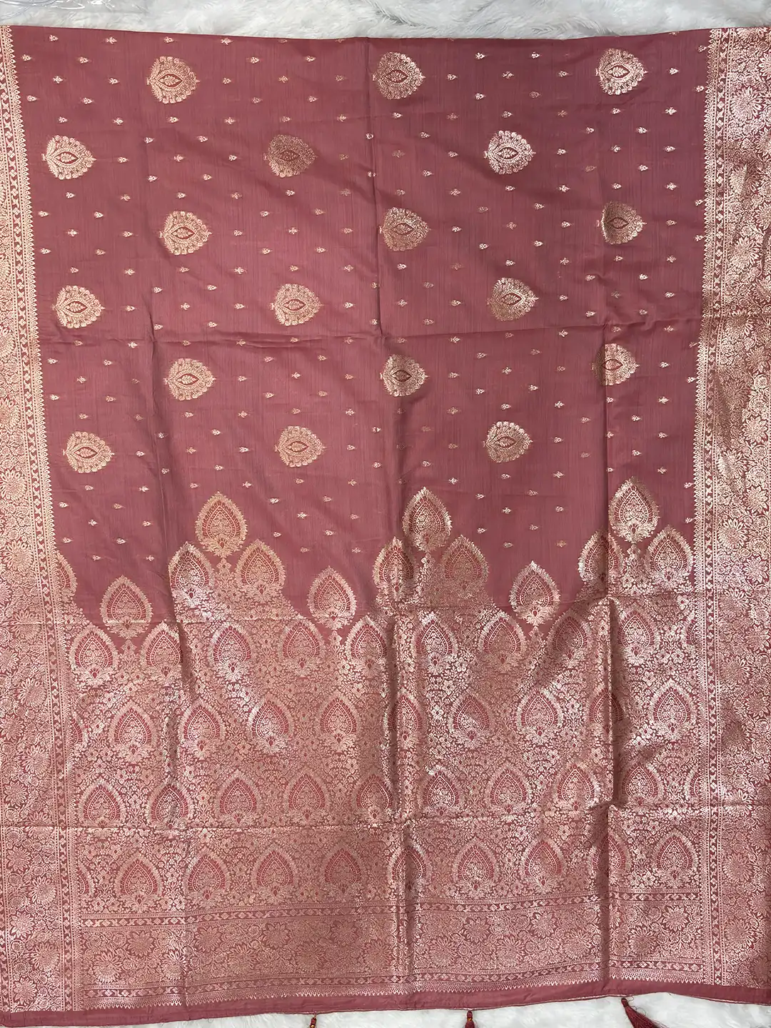 Dusty Rose Bamboo Silk Saree for Women - Trending Gorgeous Festive Sarees - Image 4