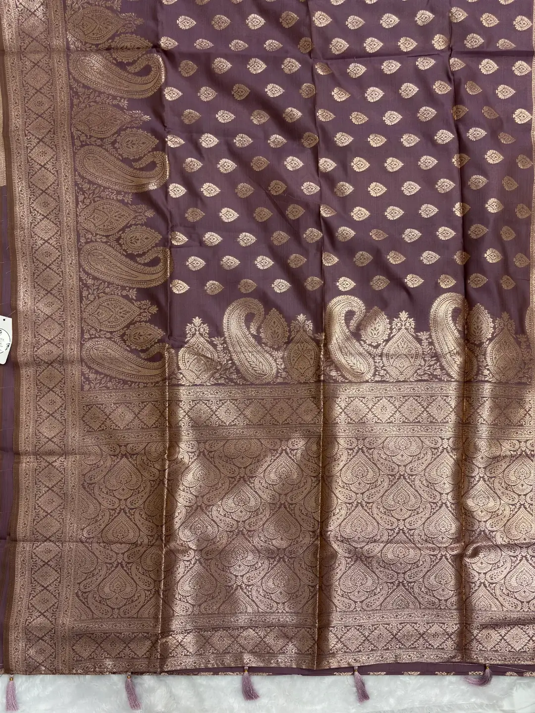 Traditional Bamboo Silk Saree - Mauve Purple with Antique Gold Zari - Image 4